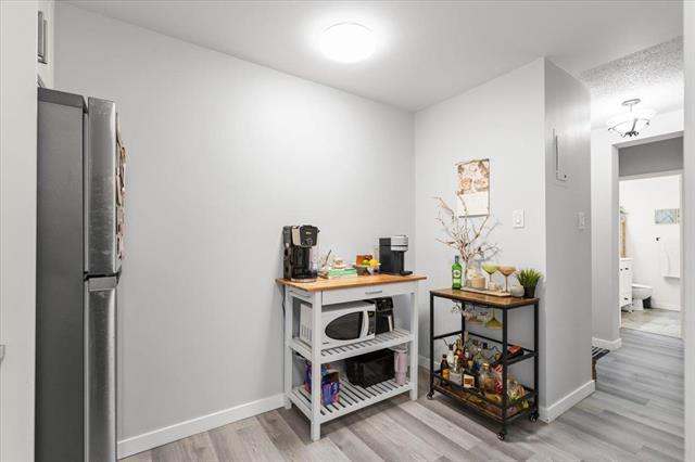 









246


Roslyn

RD, 607,
Winnipeg,




MB
R3L 0H2

