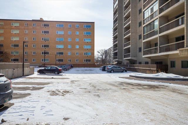 









246


Roslyn

RD, 607,
Winnipeg,




MB
R3L 0H2

