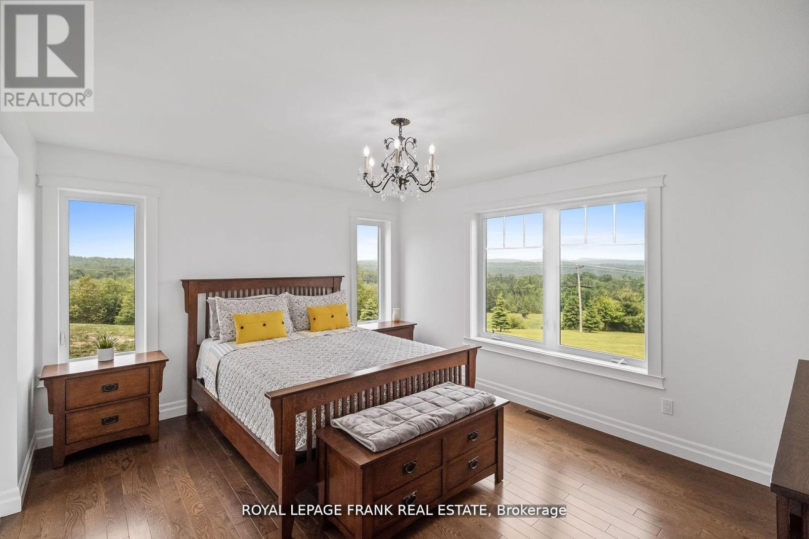 












370 DETLOR ROAD

,
Bancroft (Dungannon Ward),




Ontario
K0L1C0

