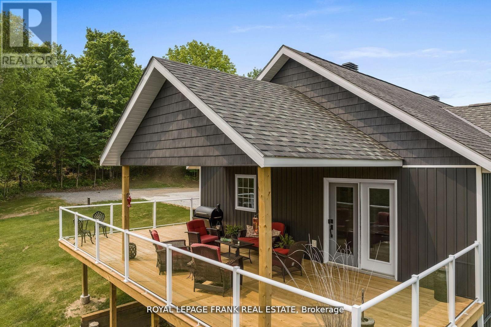 












370 DETLOR ROAD

,
Bancroft (Dungannon Ward),




Ontario
K0L1C0


