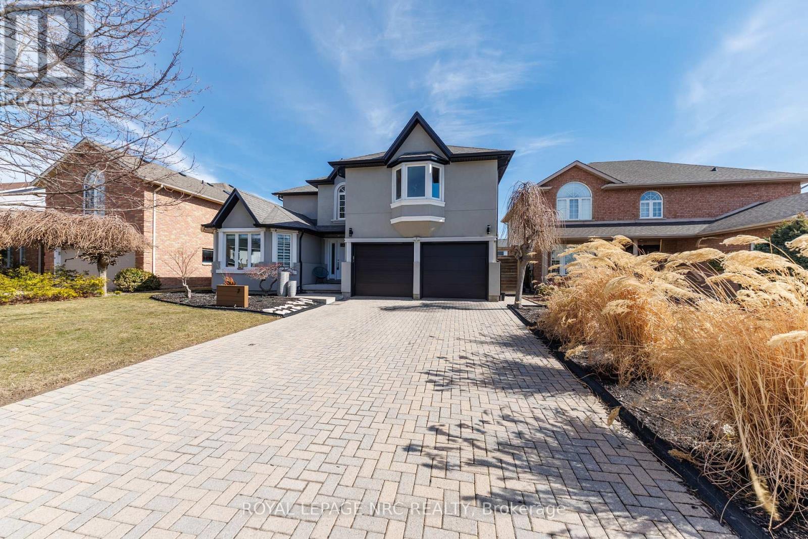 












7 SARAH COURT

,
St. Catharines (Grapeview),




Ontario
L2S3R6

