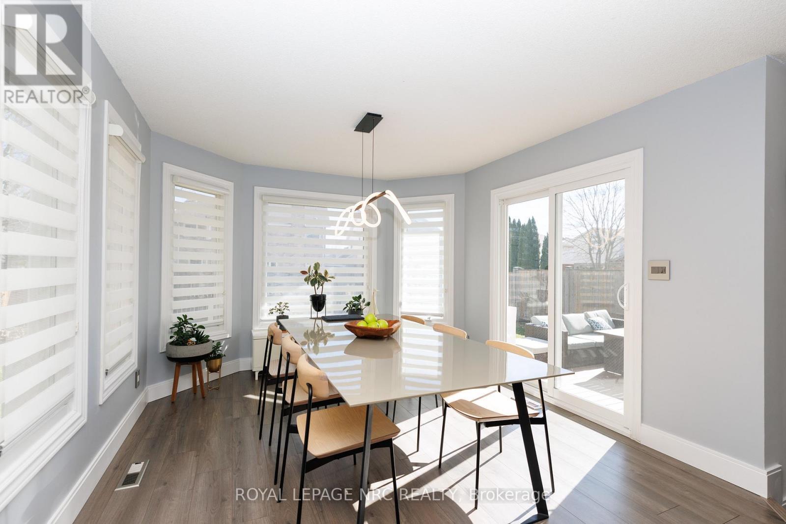 












7 SARAH COURT

,
St. Catharines (Grapeview),




Ontario
L2S3R6

