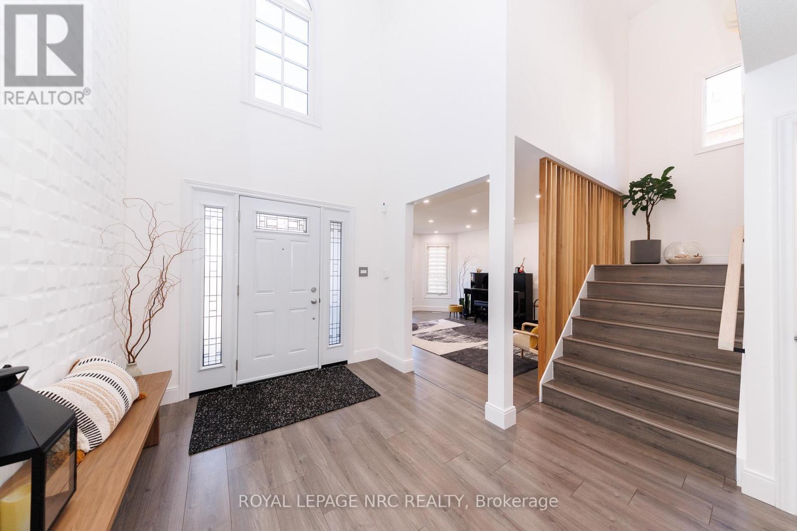 












7 SARAH COURT

,
St. Catharines (Grapeview),




Ontario
L2S3R6

