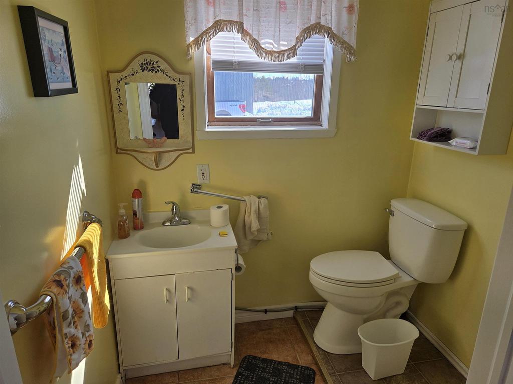 












4105 Highway 316 Highway

,
St Andrew's,




NS
B2G 2L4

