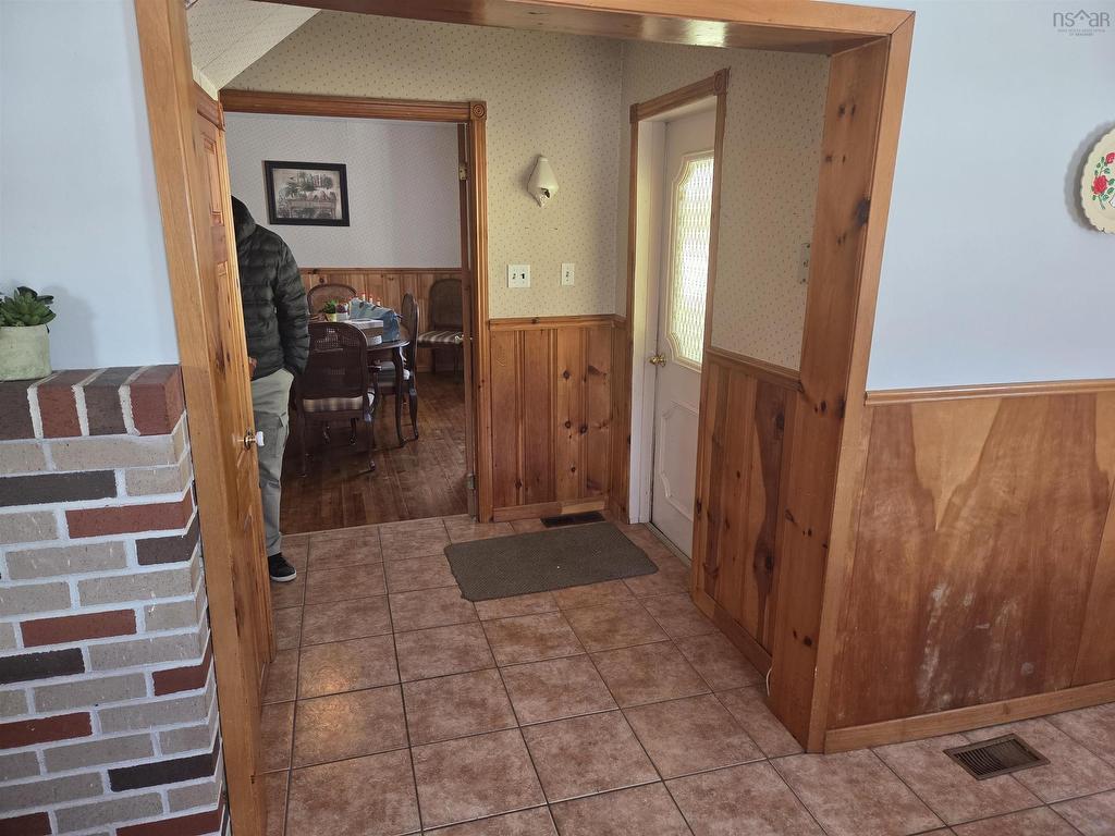 












4105 Highway 316 Highway

,
St Andrew's,




NS
B2G 2L4

