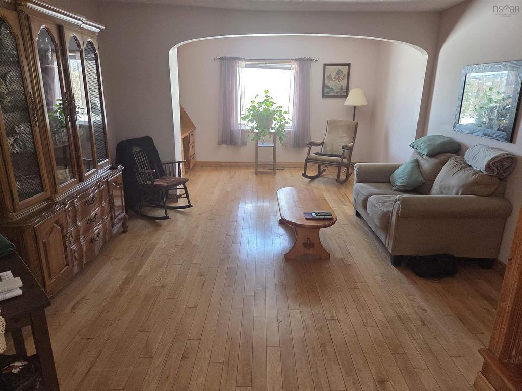 












4105 Highway 316 Highway

,
St Andrew's,




NS
B2G 2L4

