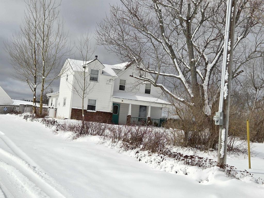 












4105 Highway 316 Highway

,
St Andrew's,







NS
B2G 2L4

