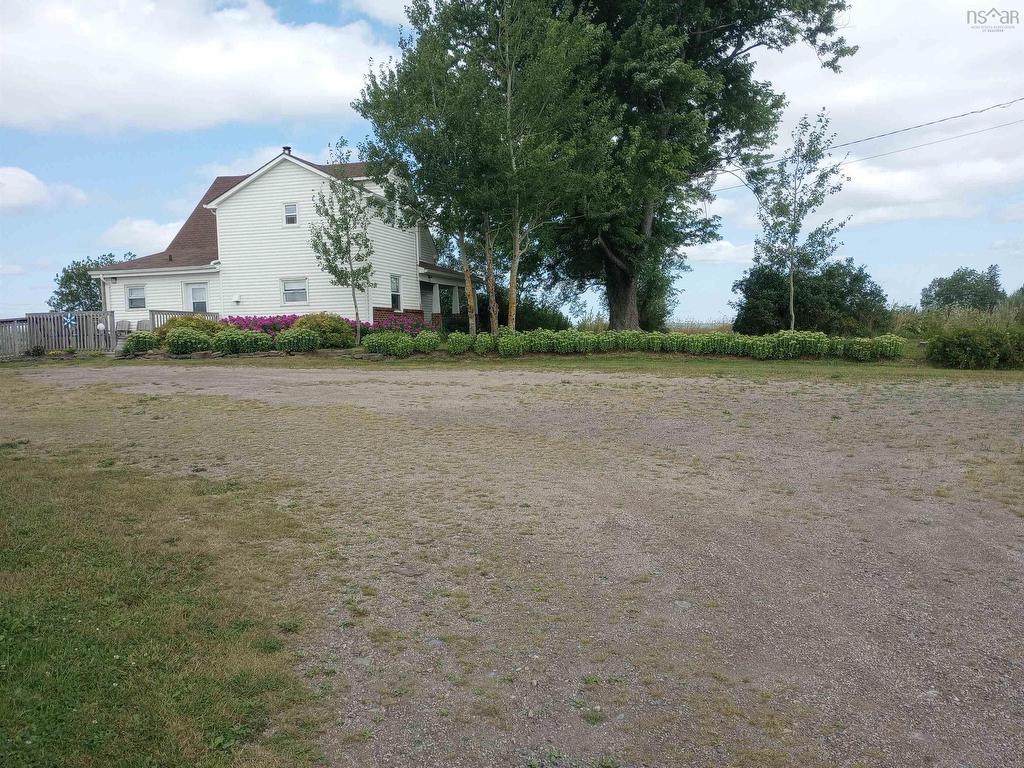 












4105 Highway 316 Highway

,
St Andrew's,







NS
B2G 2L4

