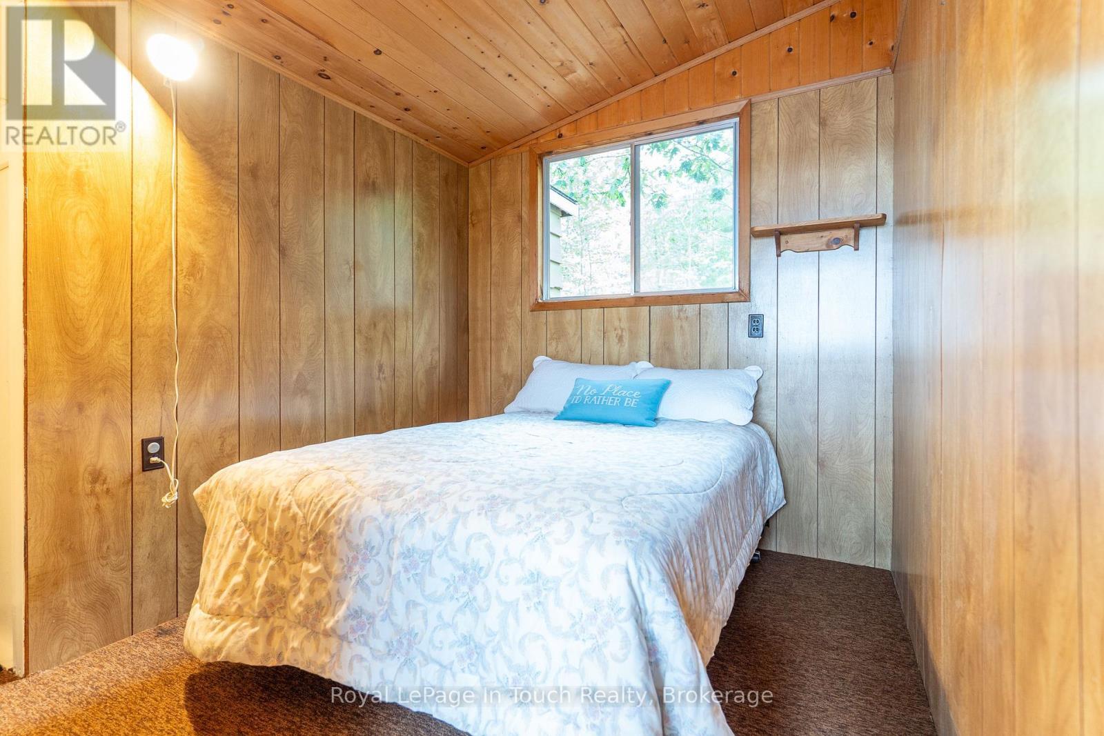 












13182 GEORGIAN BAY SHORE

,
Georgian Bay (Baxter),




Ontario
P0E1E0

