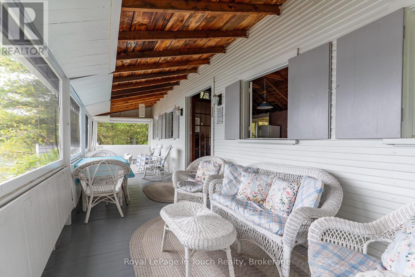 












13182 GEORGIAN BAY SHORE

,
Georgian Bay (Baxter),




Ontario
P0E1E0

