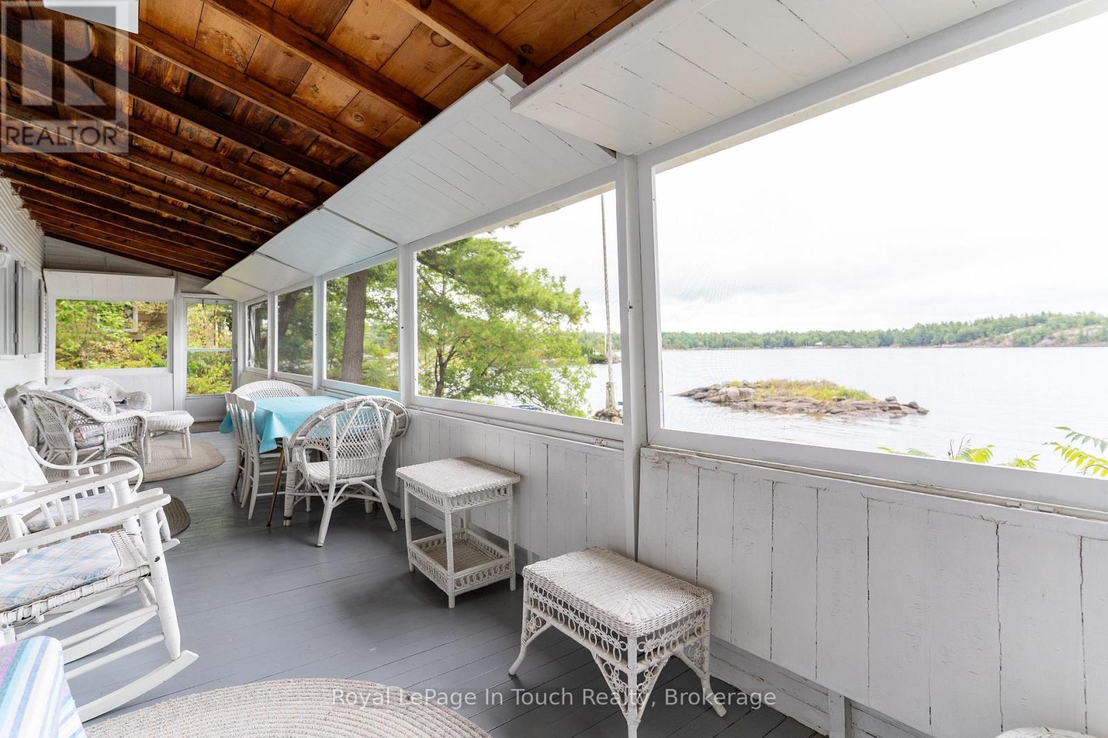 












13182 GEORGIAN BAY SHORE

,
Georgian Bay (Baxter),




Ontario
P0E1E0

