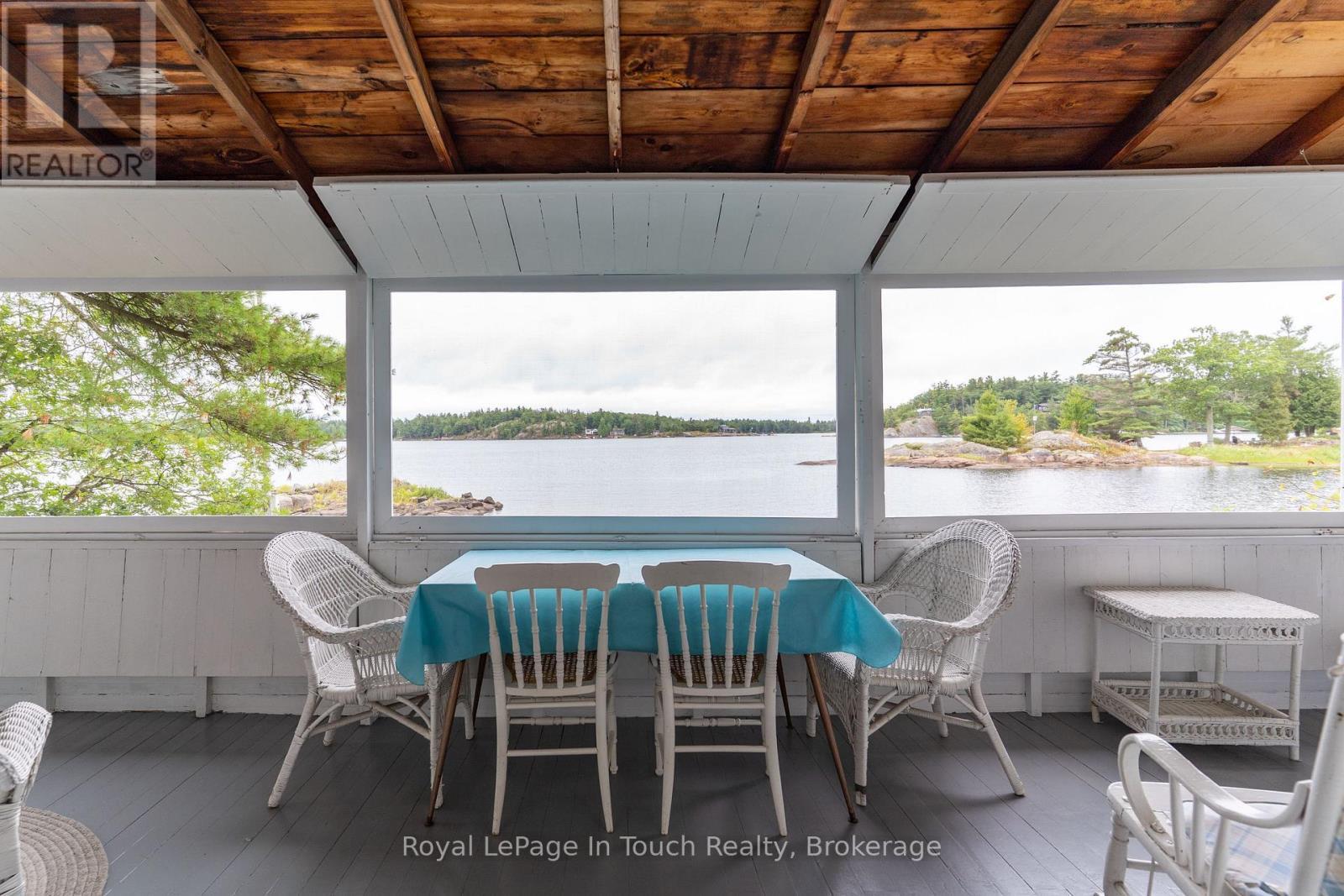 












13182 GEORGIAN BAY SHORE

,
Georgian Bay (Baxter),




Ontario
P0E1E0

