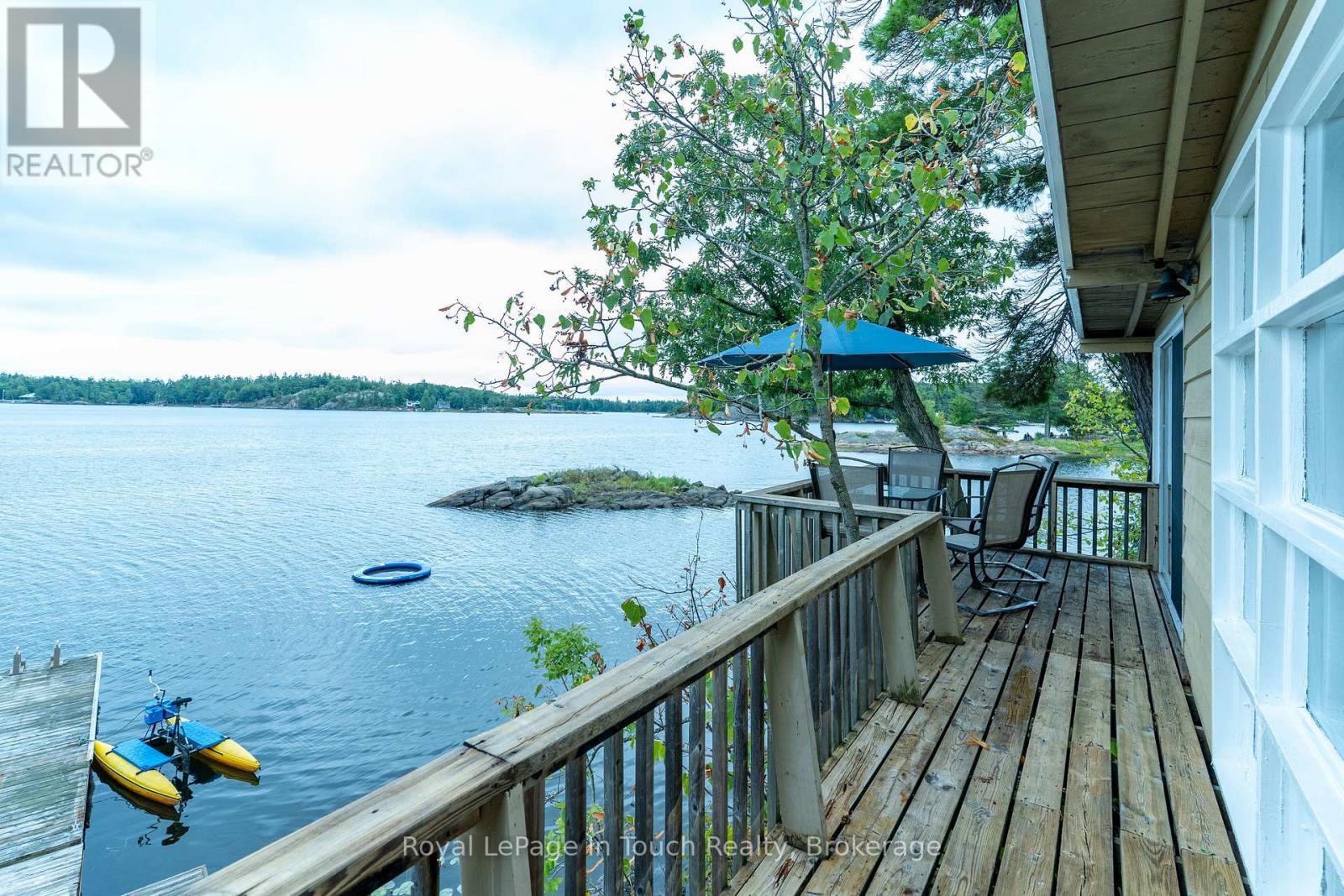 












13182 GEORGIAN BAY SHORE

,
Georgian Bay (Baxter),




Ontario
P0E1E0

