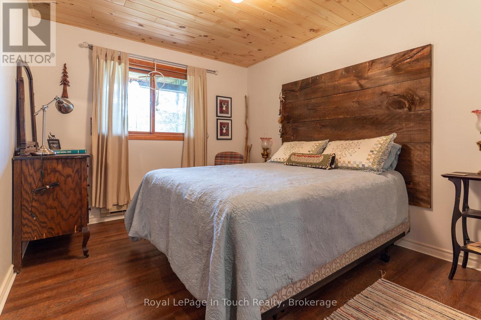 












3098 ISLAND 1040

,
Georgian Bay (Baxter),




Ontario
P0E1E0

