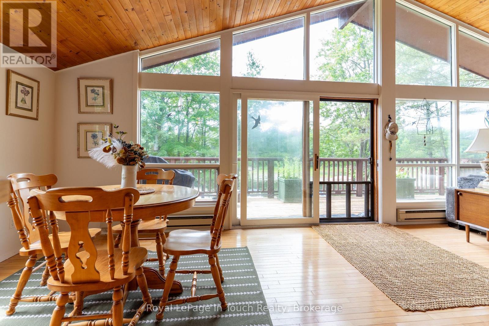 












3098 ISLAND 1040

,
Georgian Bay (Baxter),




Ontario
P0E1E0

