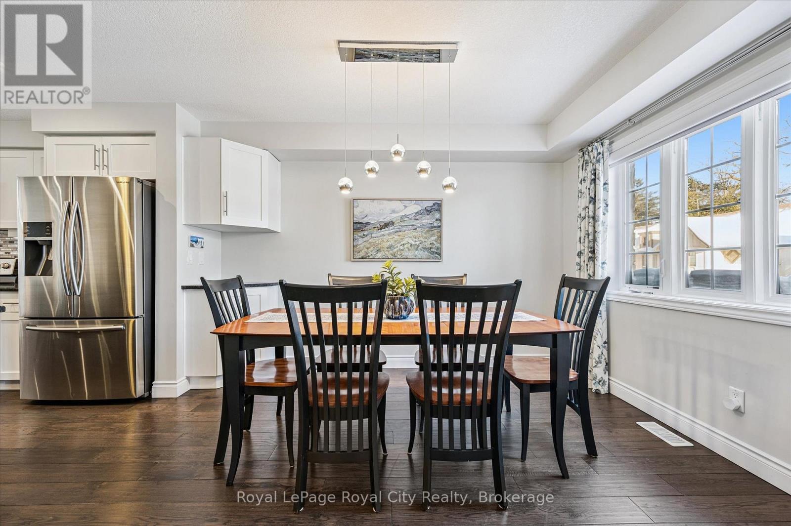 












54 - 635 SAGINAW PARKWAY

,
Cambridge,




Ontario
N3H1G6

