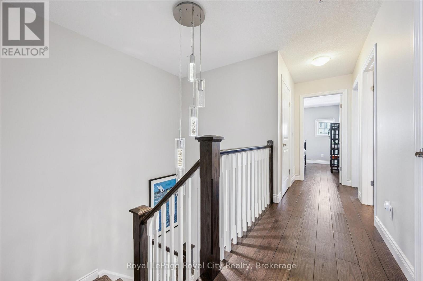 












54 - 635 SAGINAW PARKWAY

,
Cambridge,




Ontario
N3H1G6

