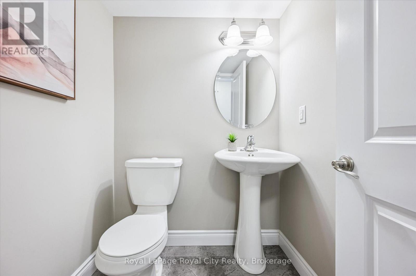 












54 - 635 SAGINAW PARKWAY

,
Cambridge,




Ontario
N3H1G6

