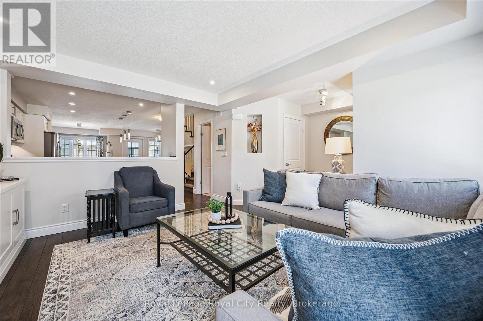 












54 - 635 SAGINAW PARKWAY

,
Cambridge,




Ontario
N3H1G6

