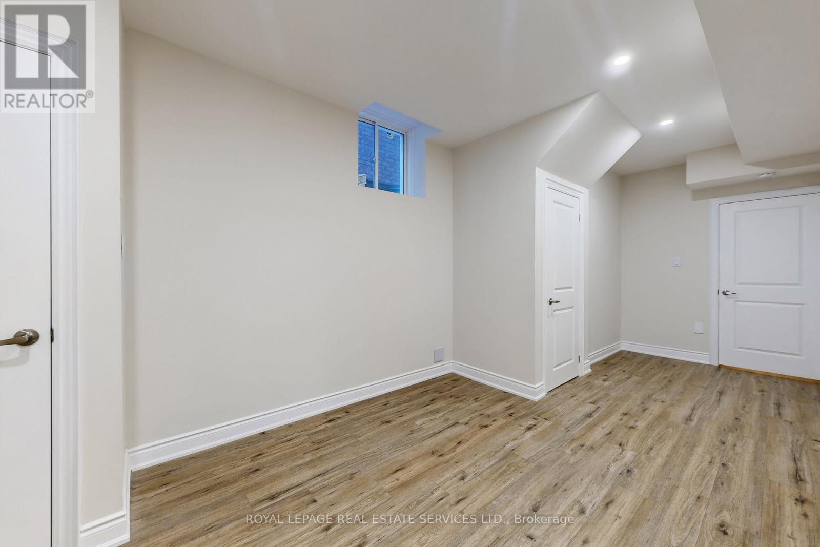 












BSMT - 3359 POST ROAD

,
Oakville,




Ontario
L6H0Y5

