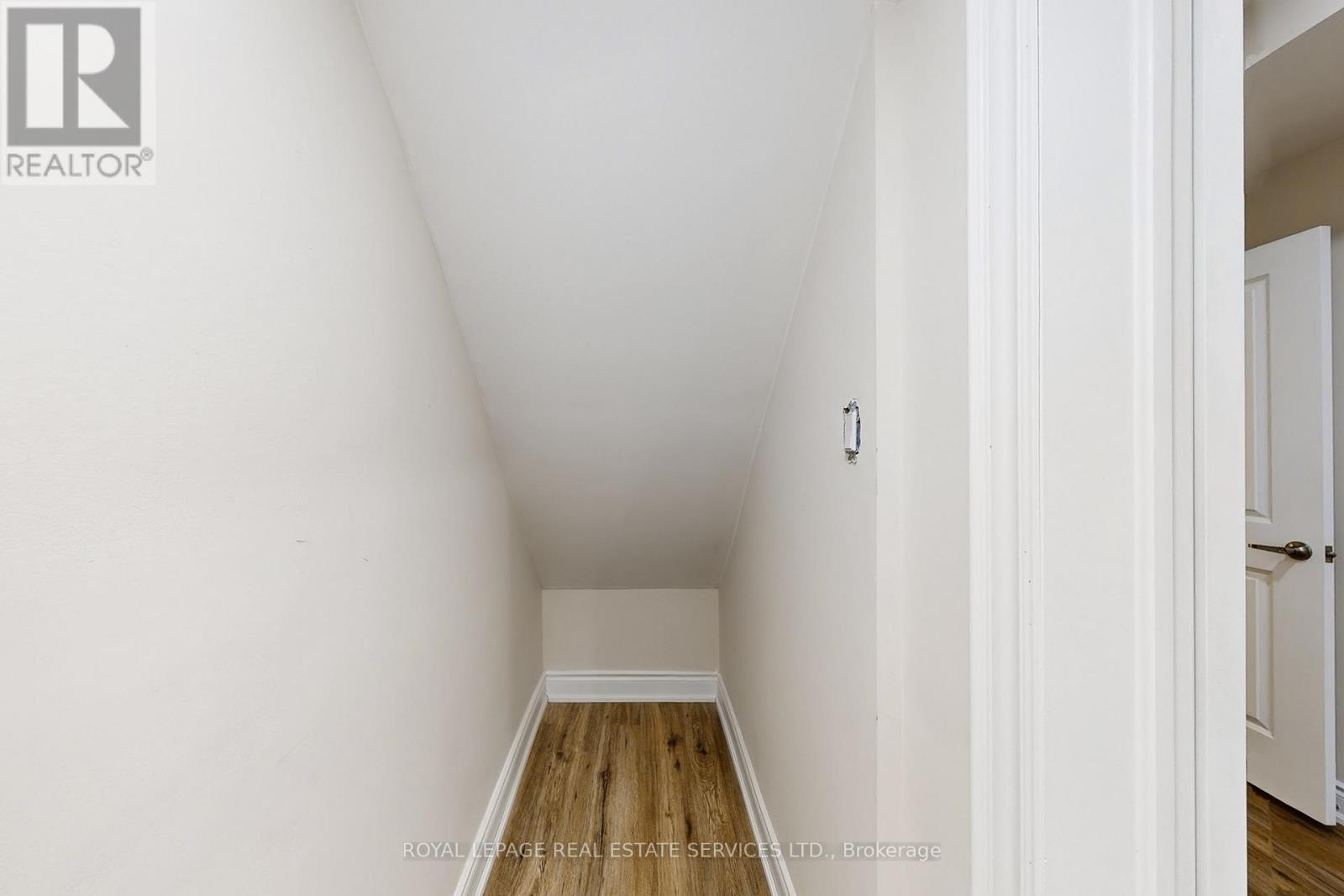 












BSMT - 3359 POST ROAD

,
Oakville,




Ontario
L6H0Y5

