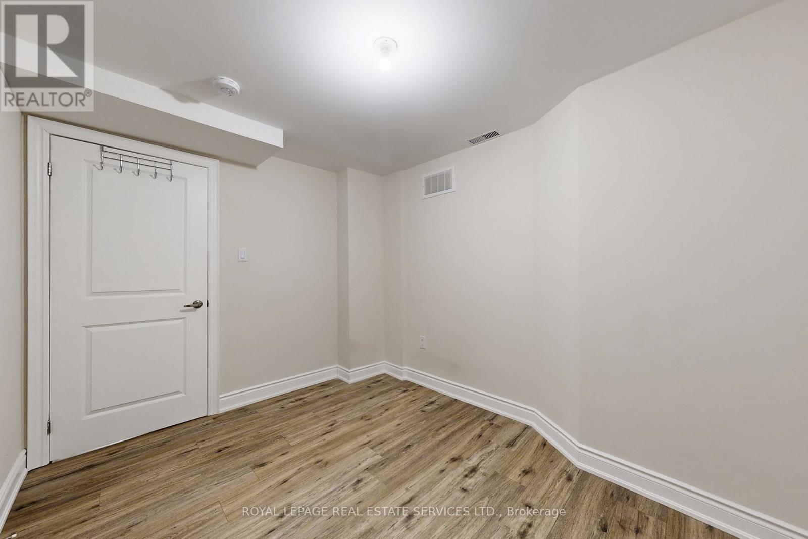 












BSMT - 3359 POST ROAD

,
Oakville,




Ontario
L6H0Y5

