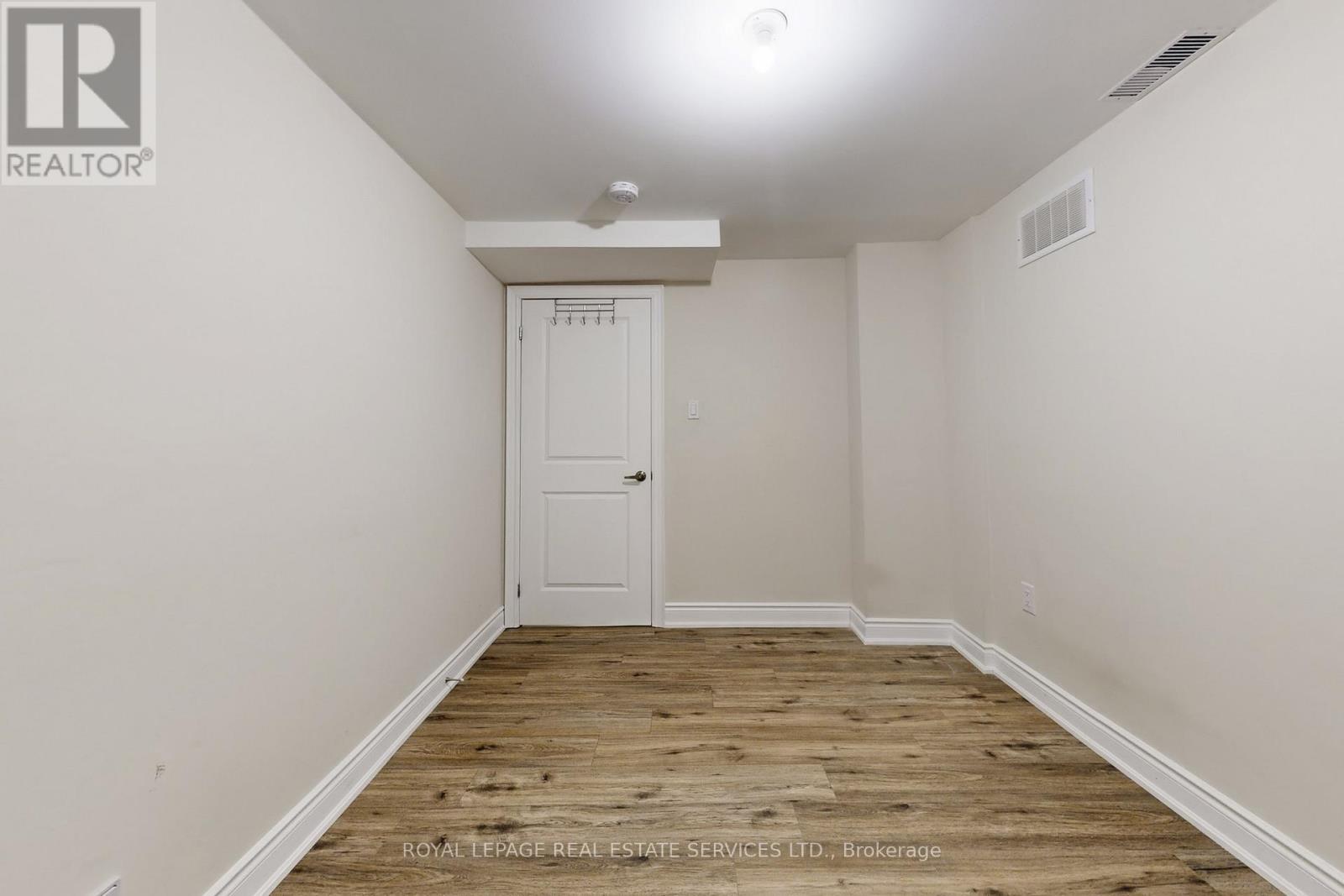 












BSMT - 3359 POST ROAD

,
Oakville,




Ontario
L6H0Y5

