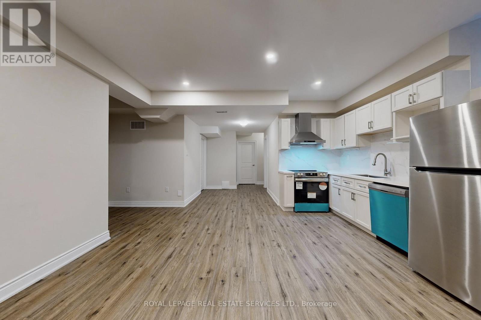 












BSMT - 3359 POST ROAD

,
Oakville,




Ontario
L6H0Y5

