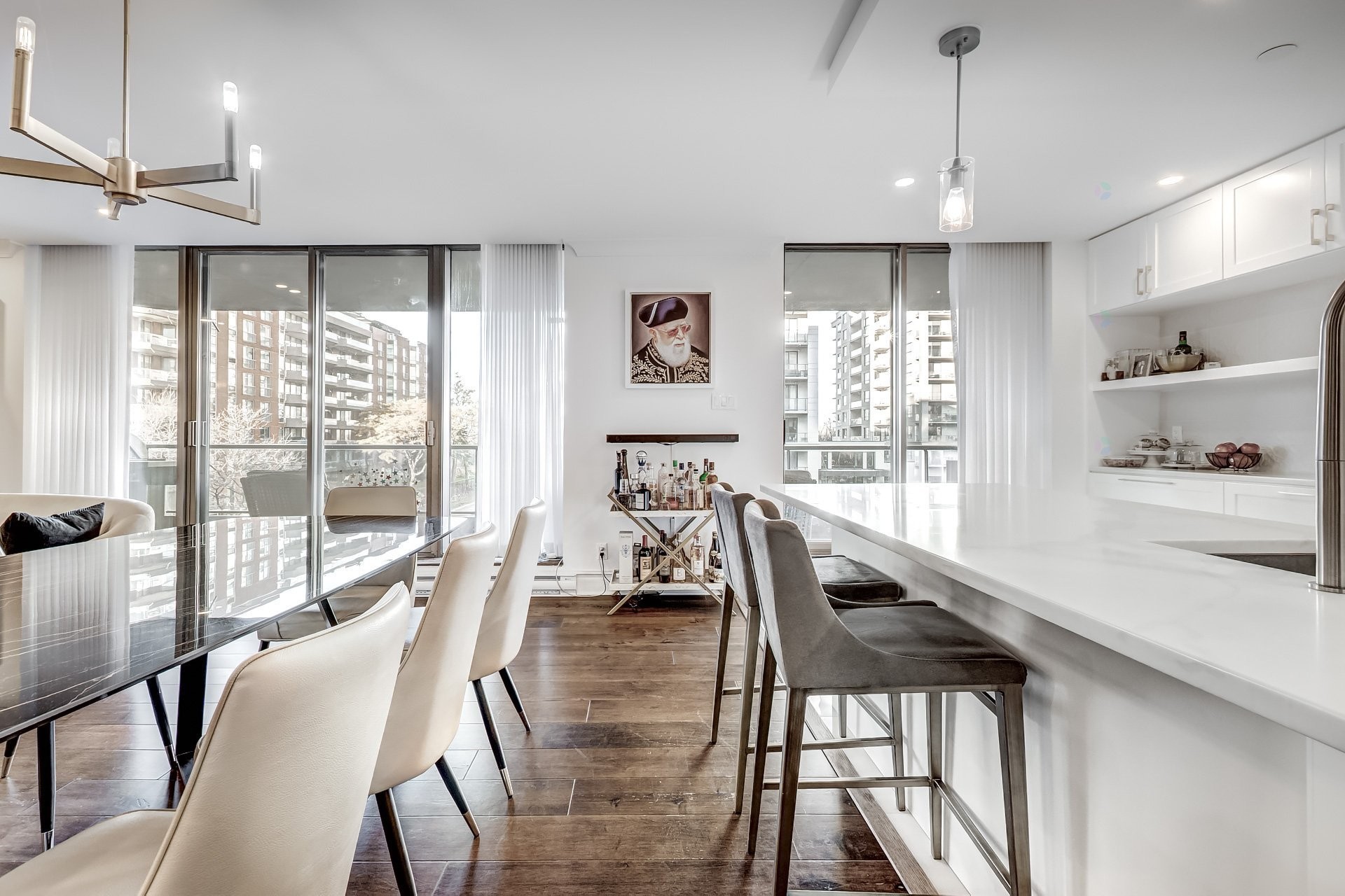









5850


Av. Marc-Chagall

, 303,
Côte-Saint-Luc,




QC
H4M3H2

