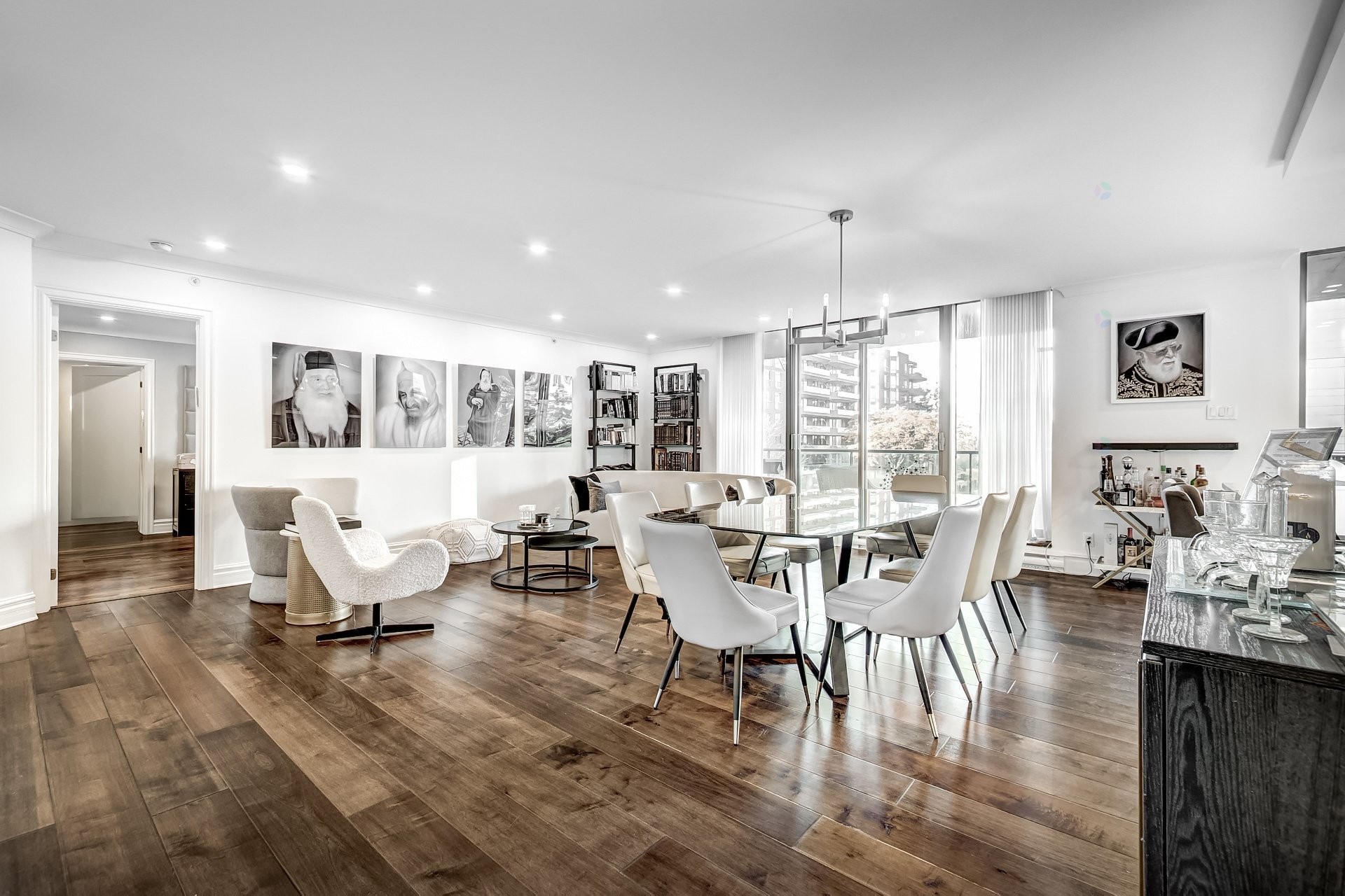 









5850


Av. Marc-Chagall

, 303,
Côte-Saint-Luc,




QC
H4M3H2

