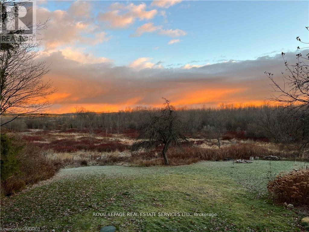 












103 BOWLES BLUFF ROAD

,
Grey Highlands,







Ontario
N0C1H0


