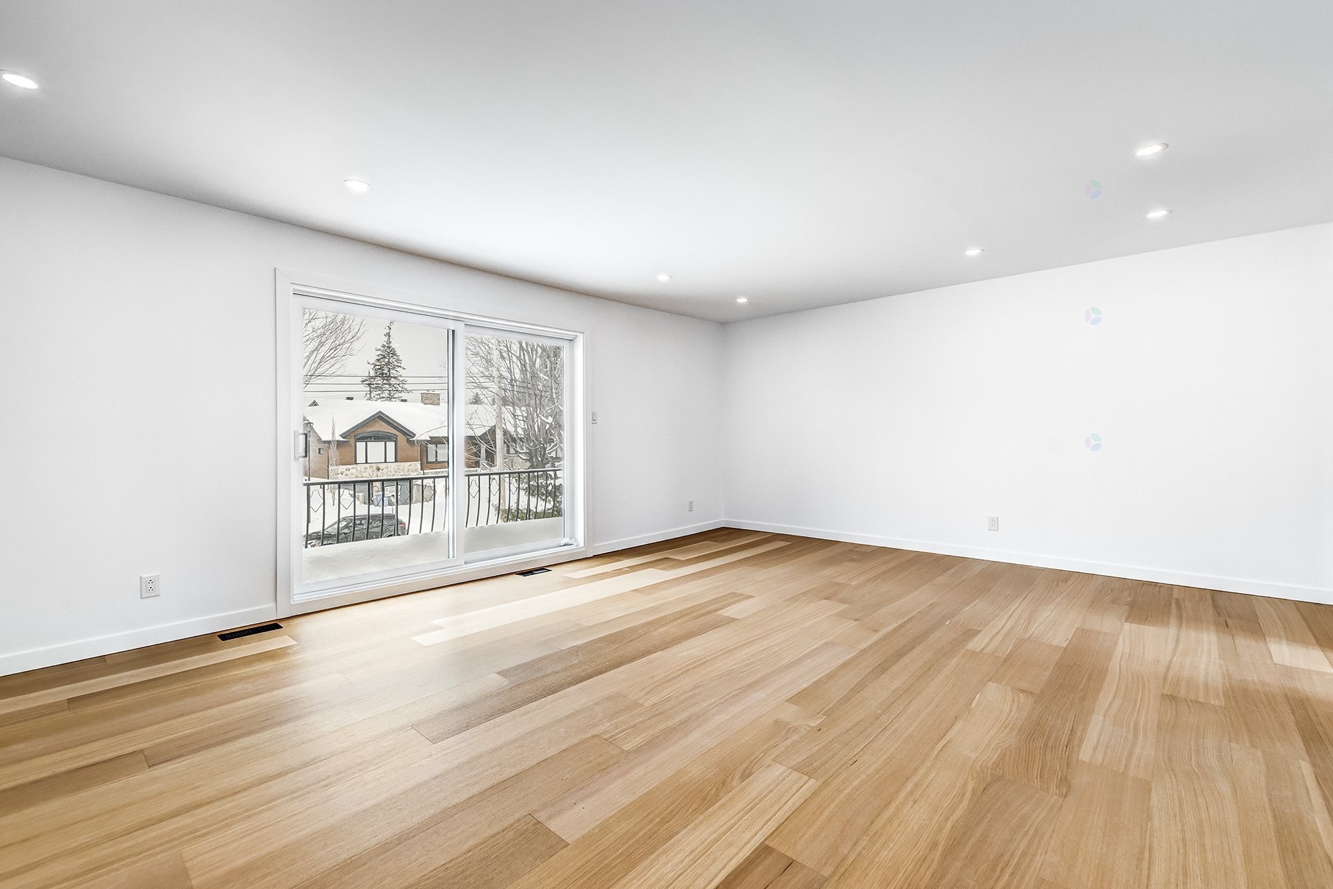 









50


Rue Hawthorne

,
Kirkland,




QC
H9H3G3

