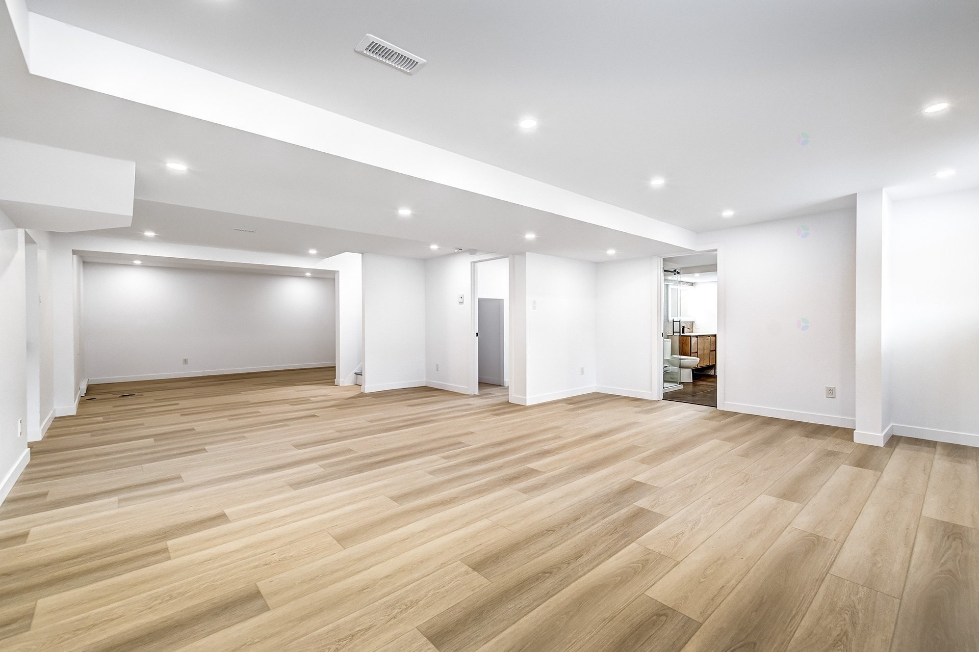 









50


Rue Hawthorne

,
Kirkland,




QC
H9H3G3

