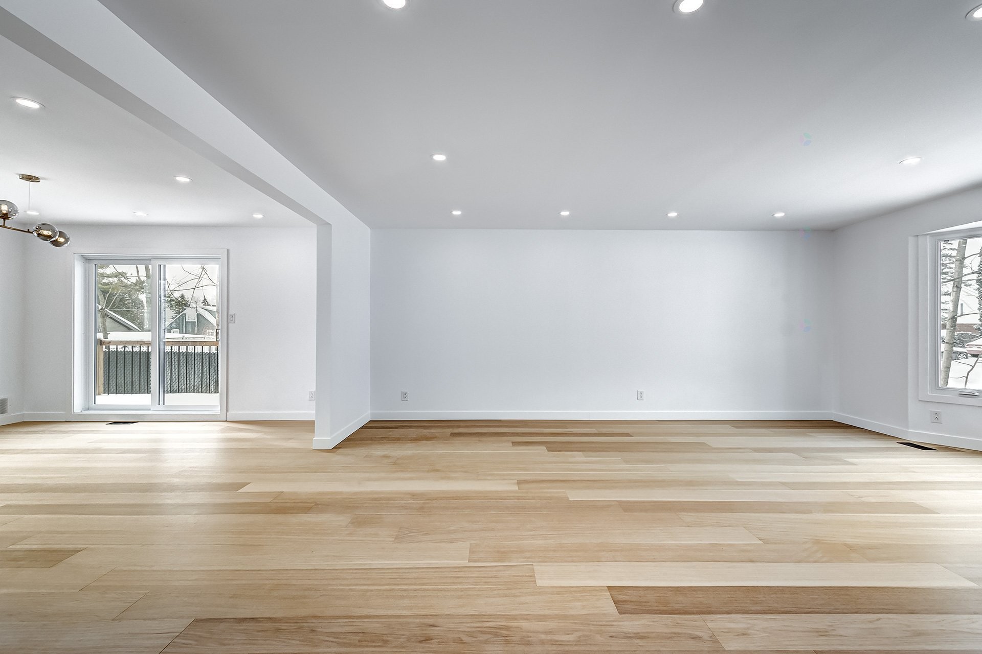 









50


Rue Hawthorne

,
Kirkland,




QC
H9H3G3

