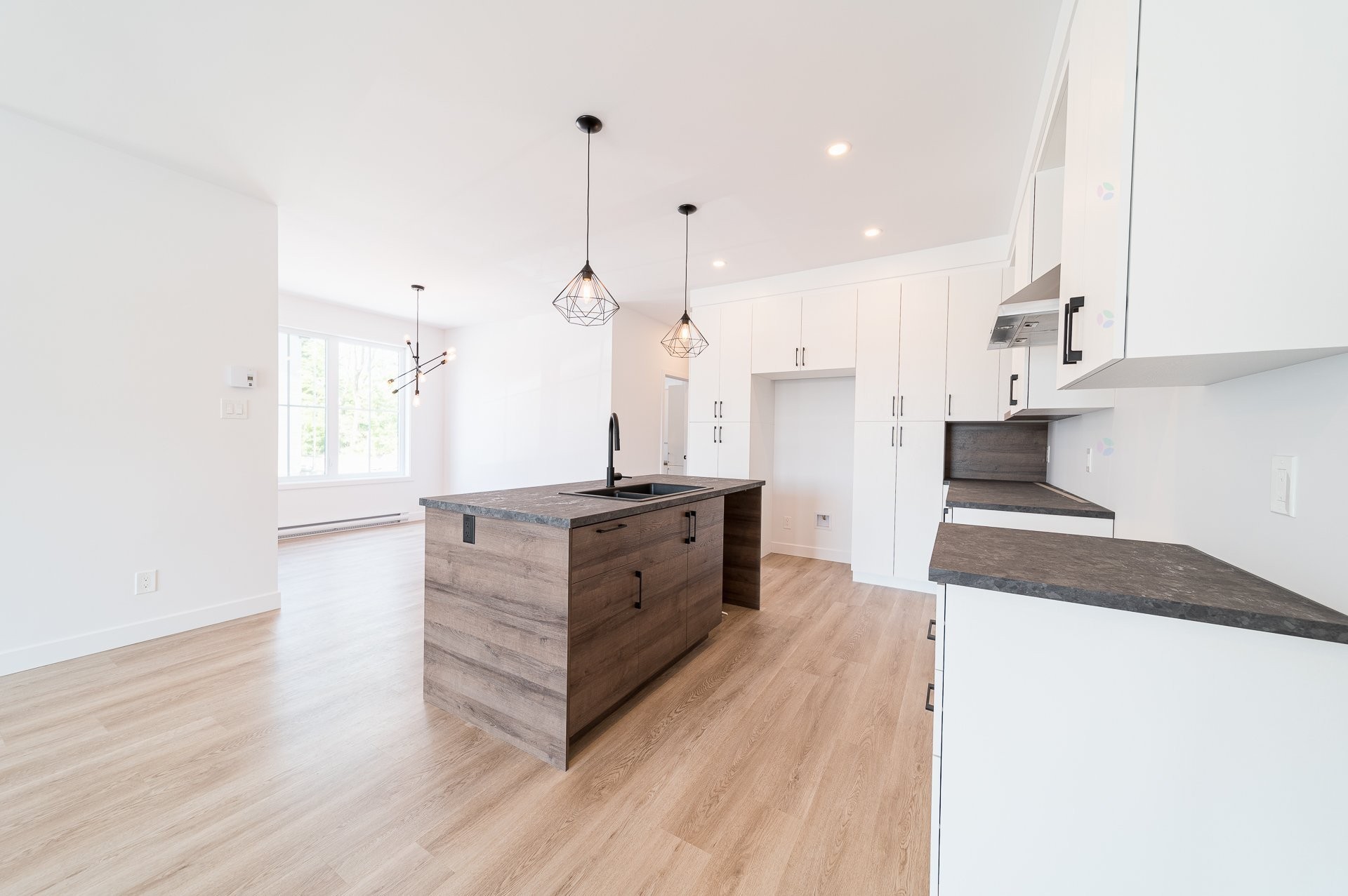 









157


Rue Mc Dermott

, 201,
Cowansville,




QC
J2K2Y4

