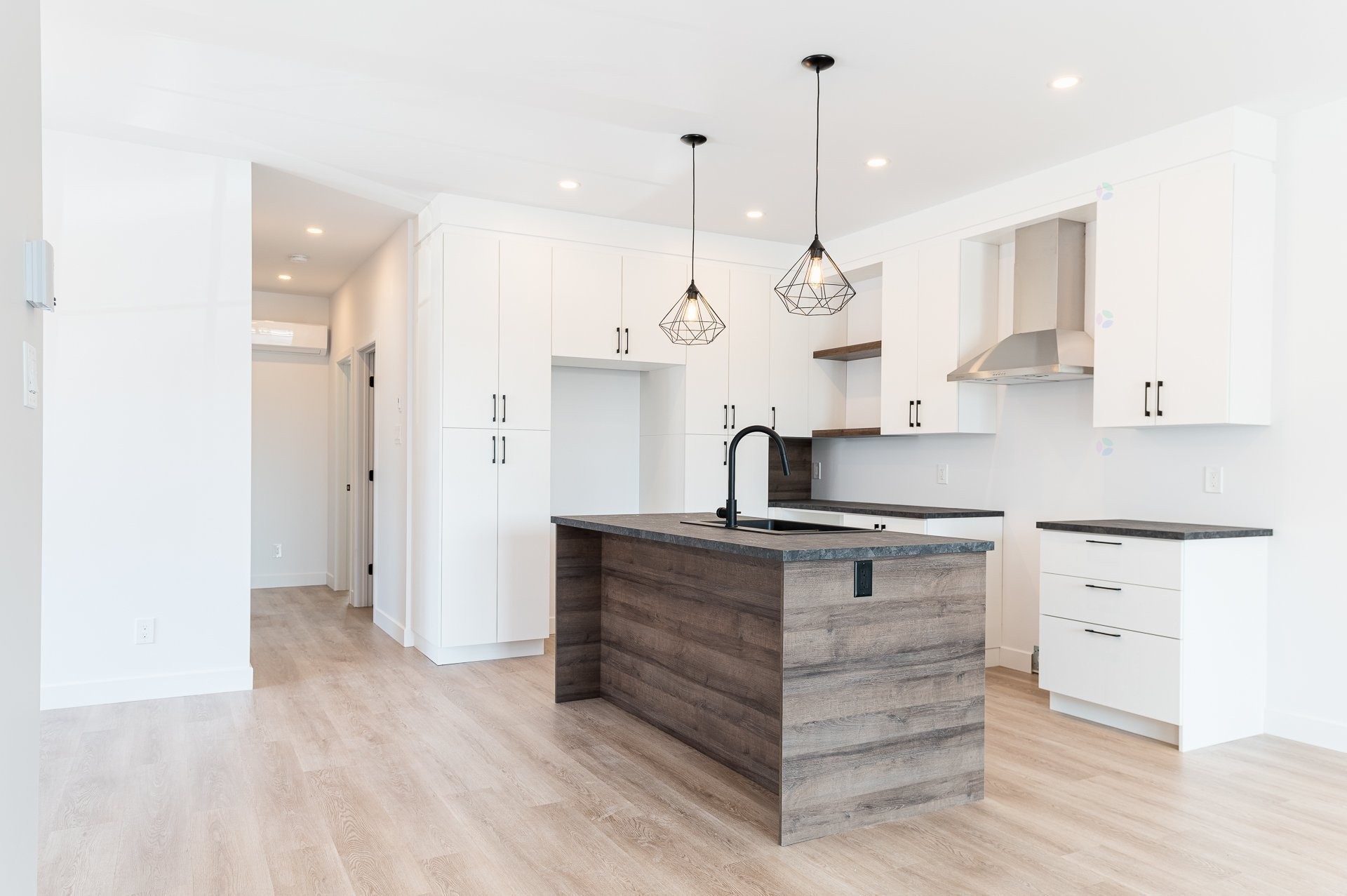 









165


Rue Mc Dermott

, 101,
Cowansville,




QC
J2K2Y4

