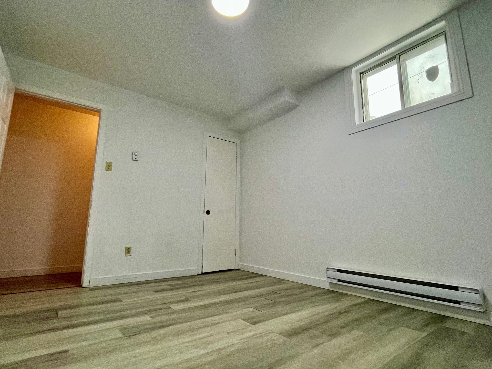 









5742


Av. Auteuil

, 5,
Brossard,




QC
J4Z1M7

