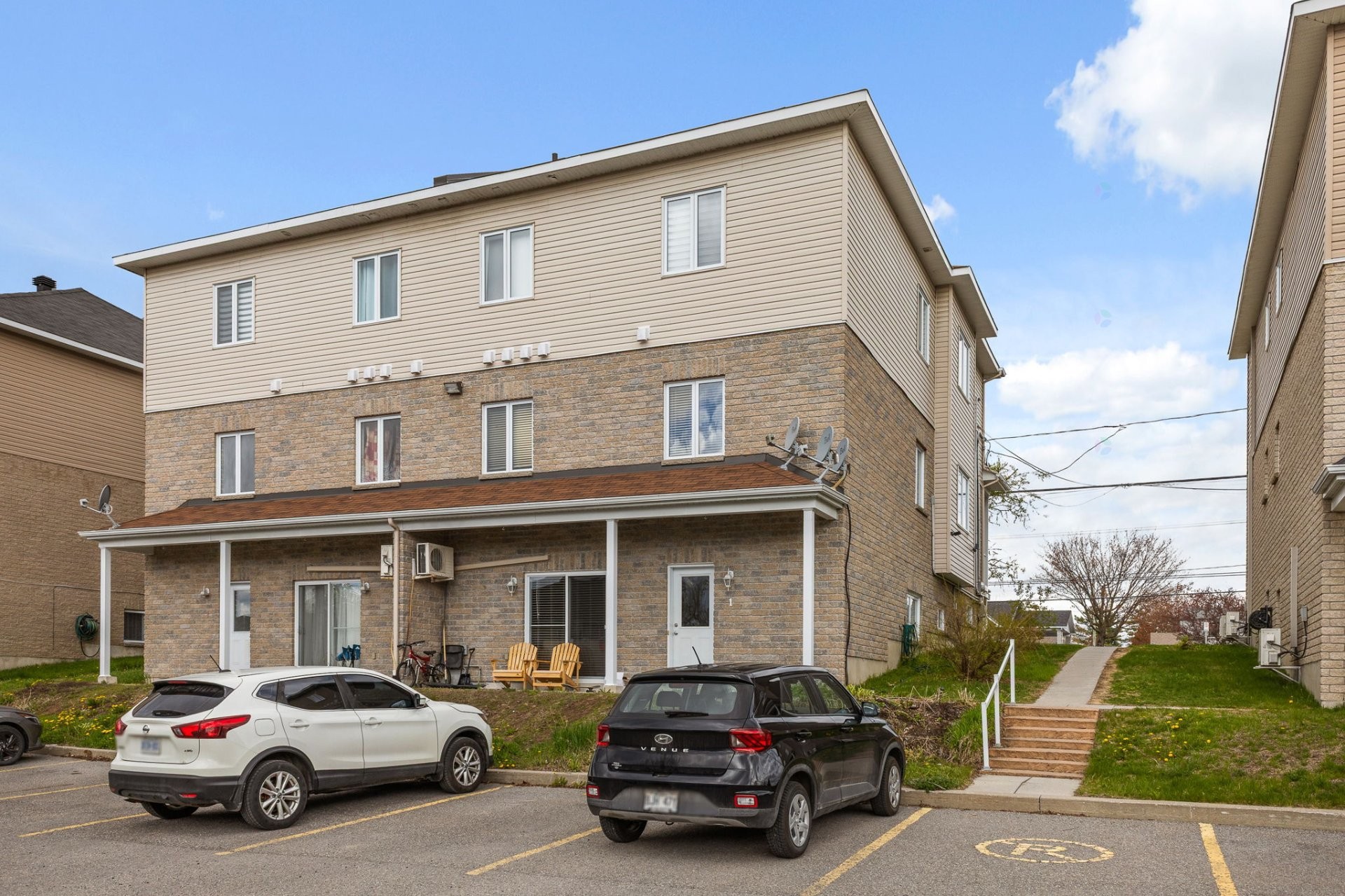 









1490


Boul. Maloney E.

, 2,
Gatineau (Gatineau),




QC
J8P1J3

