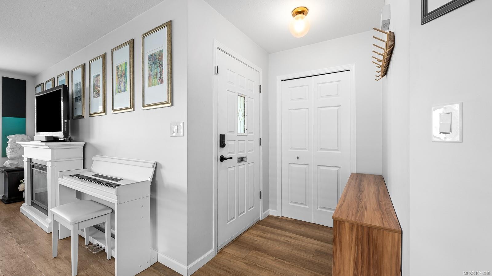 









660


25th

St,
Courtenay,




BC
V9N 8J3

