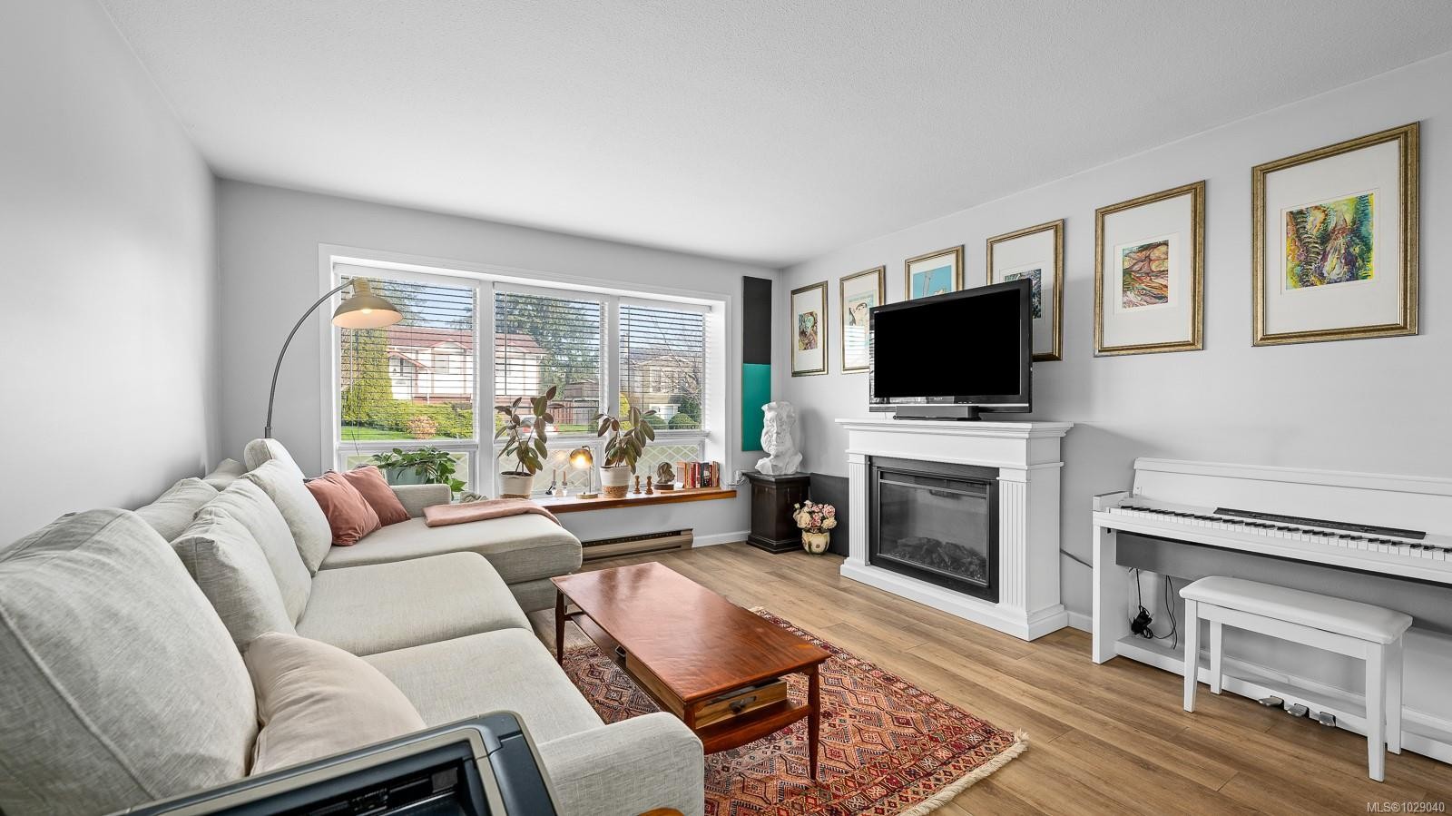 









660


25th

St,
Courtenay,




BC
V9N 8J3


