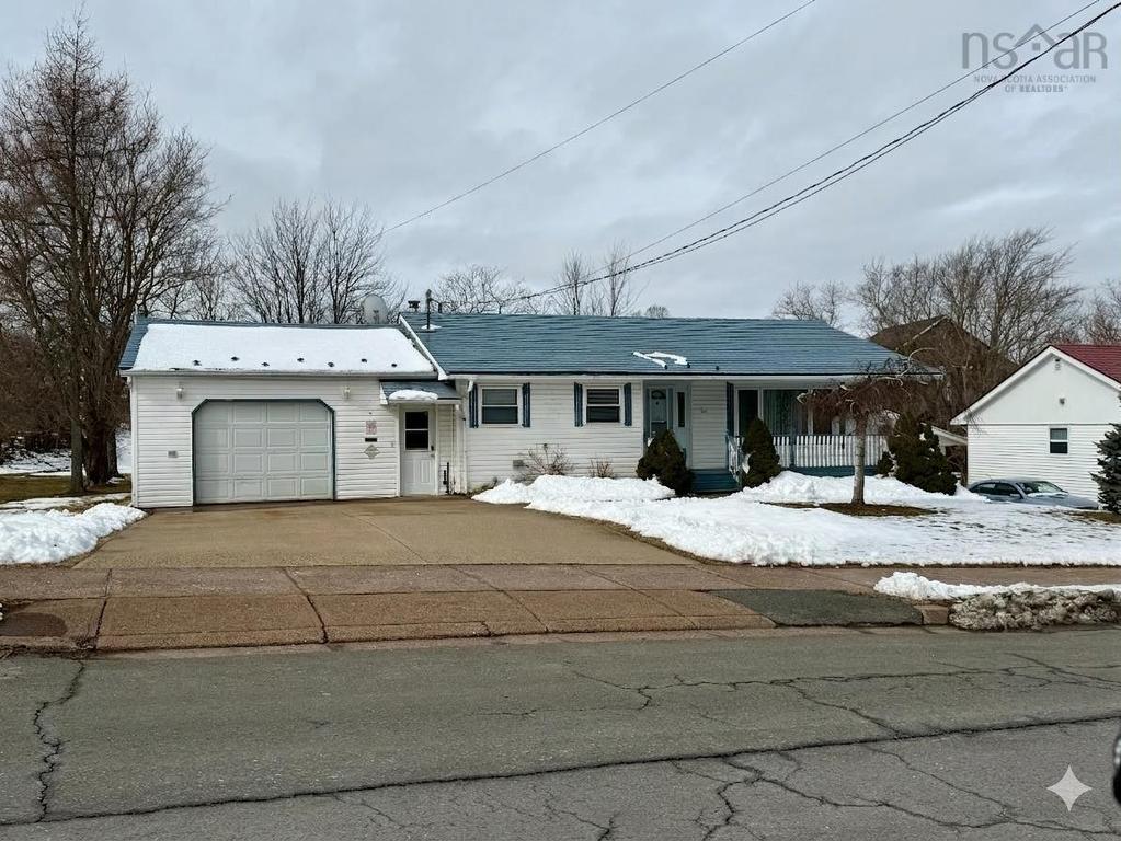 












50 Kaullback Street

,
Truro,




NS
B2N 3M6

