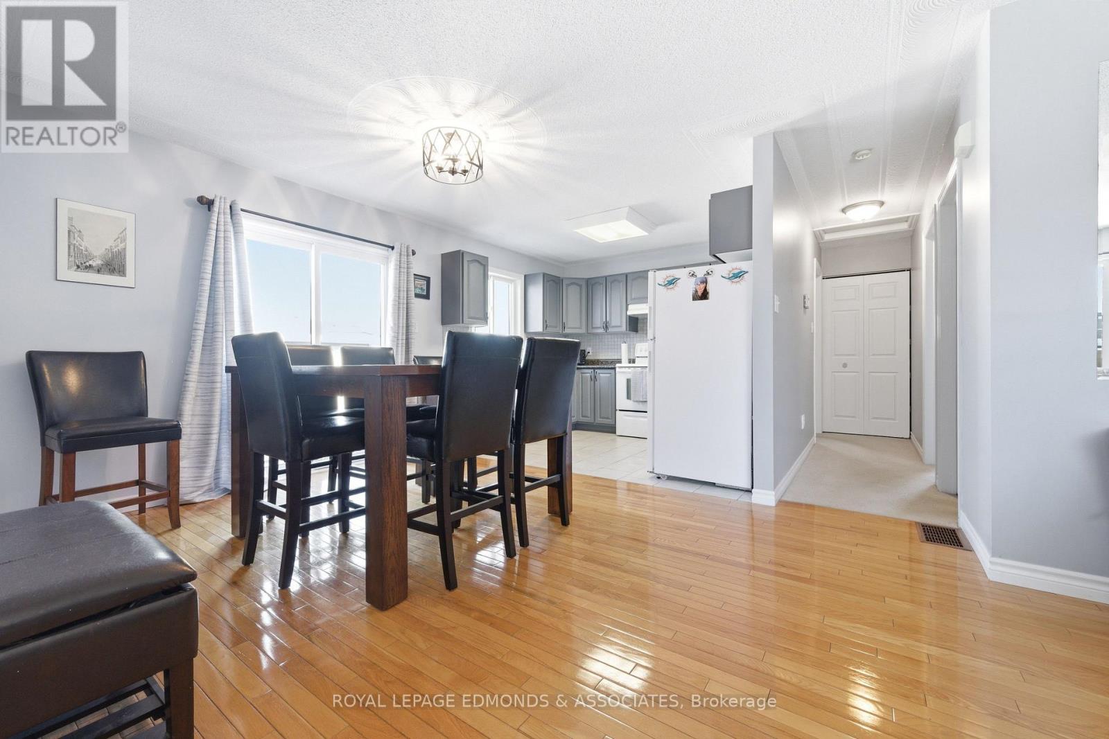 












130 COCKBURN CRESCENT

,
Pembroke,




Ontario
K8A8L9

