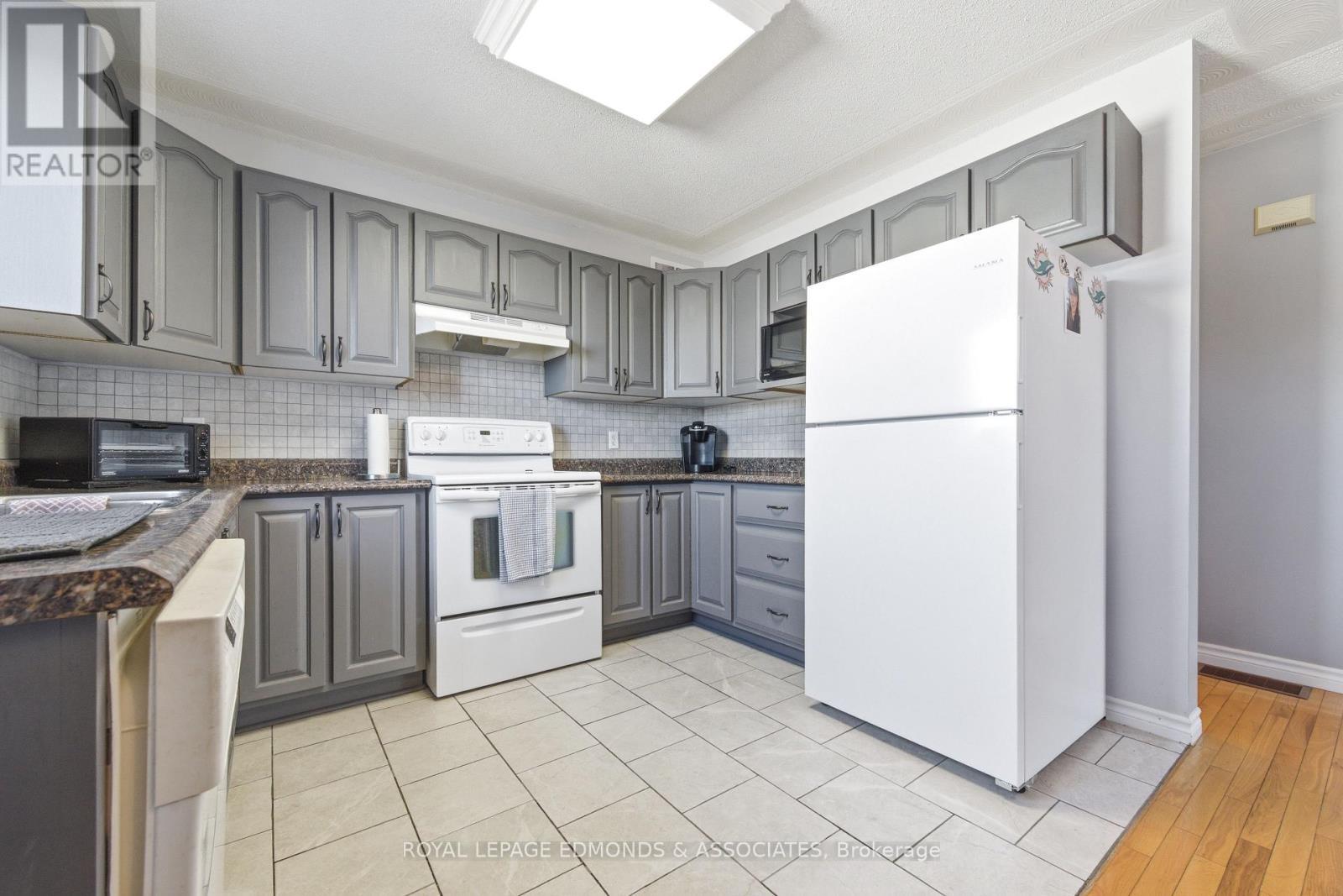 












130 COCKBURN CRESCENT

,
Pembroke,




Ontario
K8A8L9

