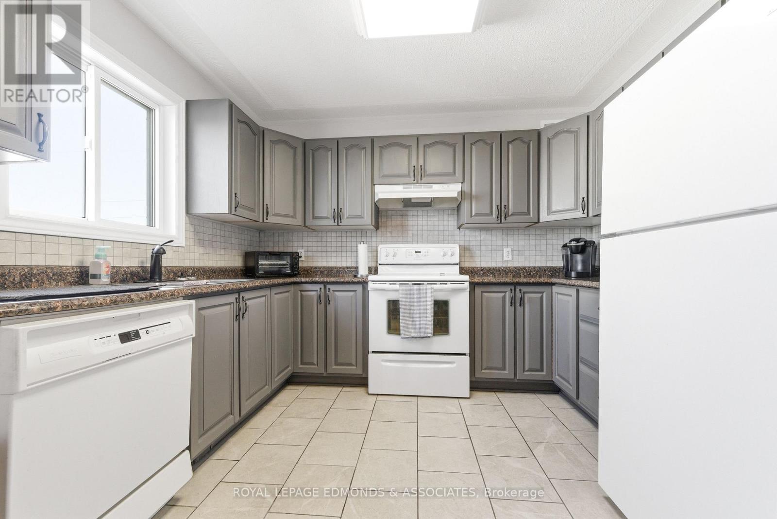 












130 COCKBURN CRESCENT

,
Pembroke,




Ontario
K8A8L9

