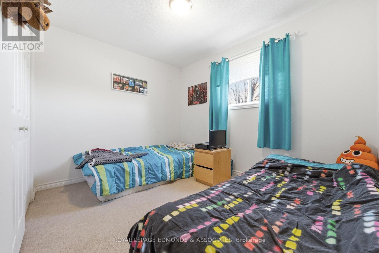 












130 COCKBURN CRESCENT

,
Pembroke,




Ontario
K8A8L9

