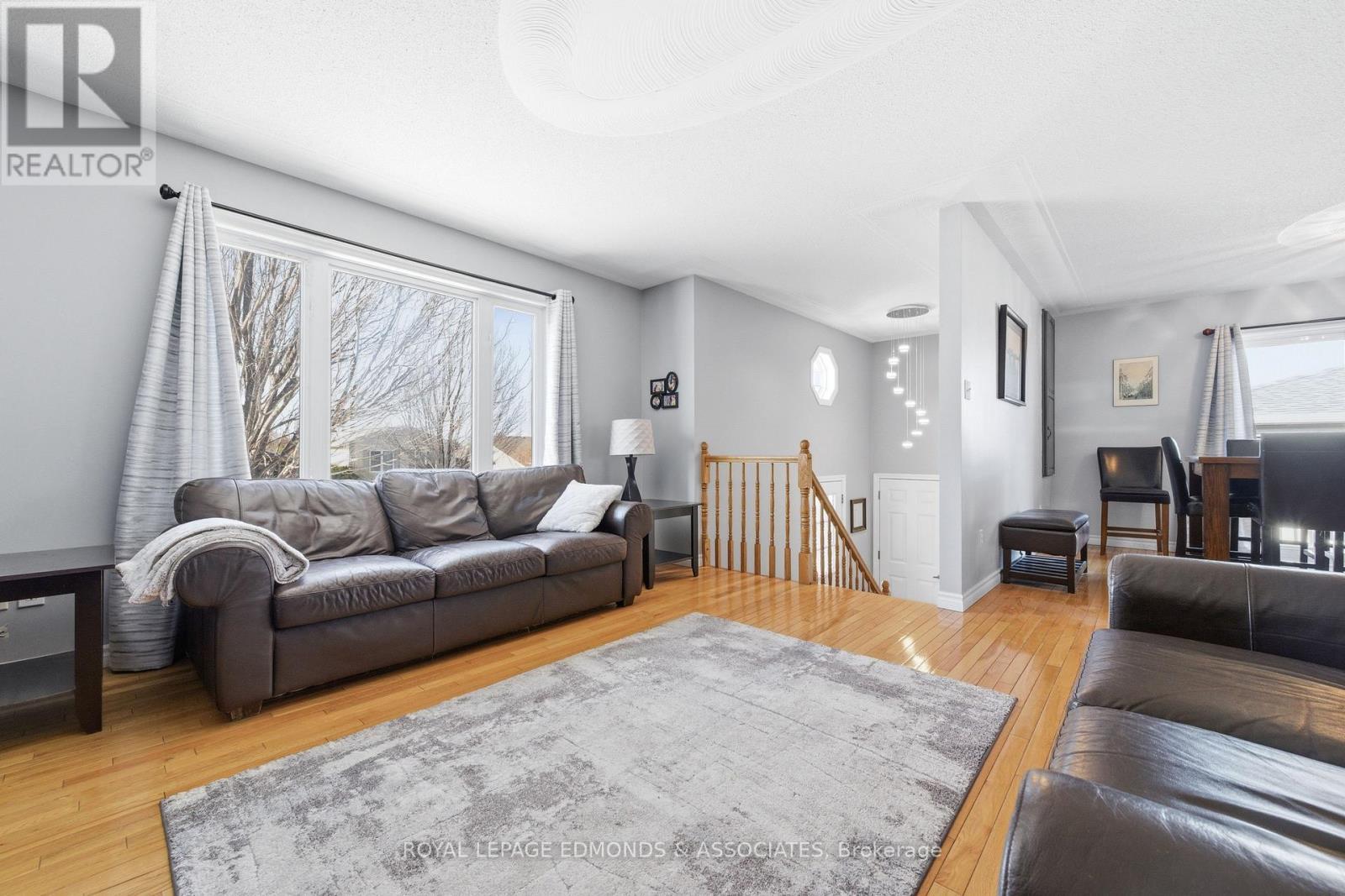 












130 COCKBURN CRESCENT

,
Pembroke,




Ontario
K8A8L9

