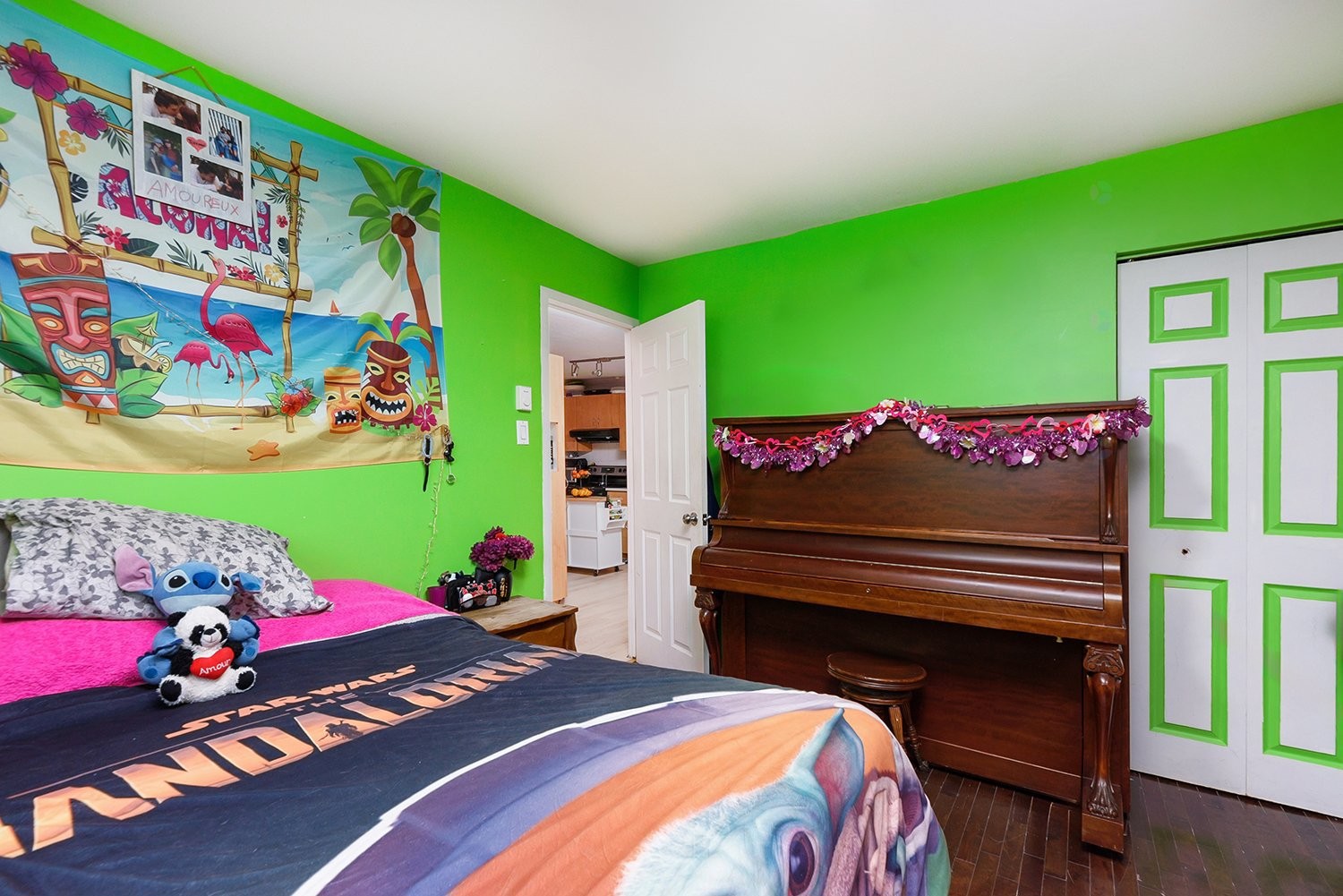 









3707


Mtée Gagnon

,
Terrebonne (Terrebonne),




QC
J6Z1K8

