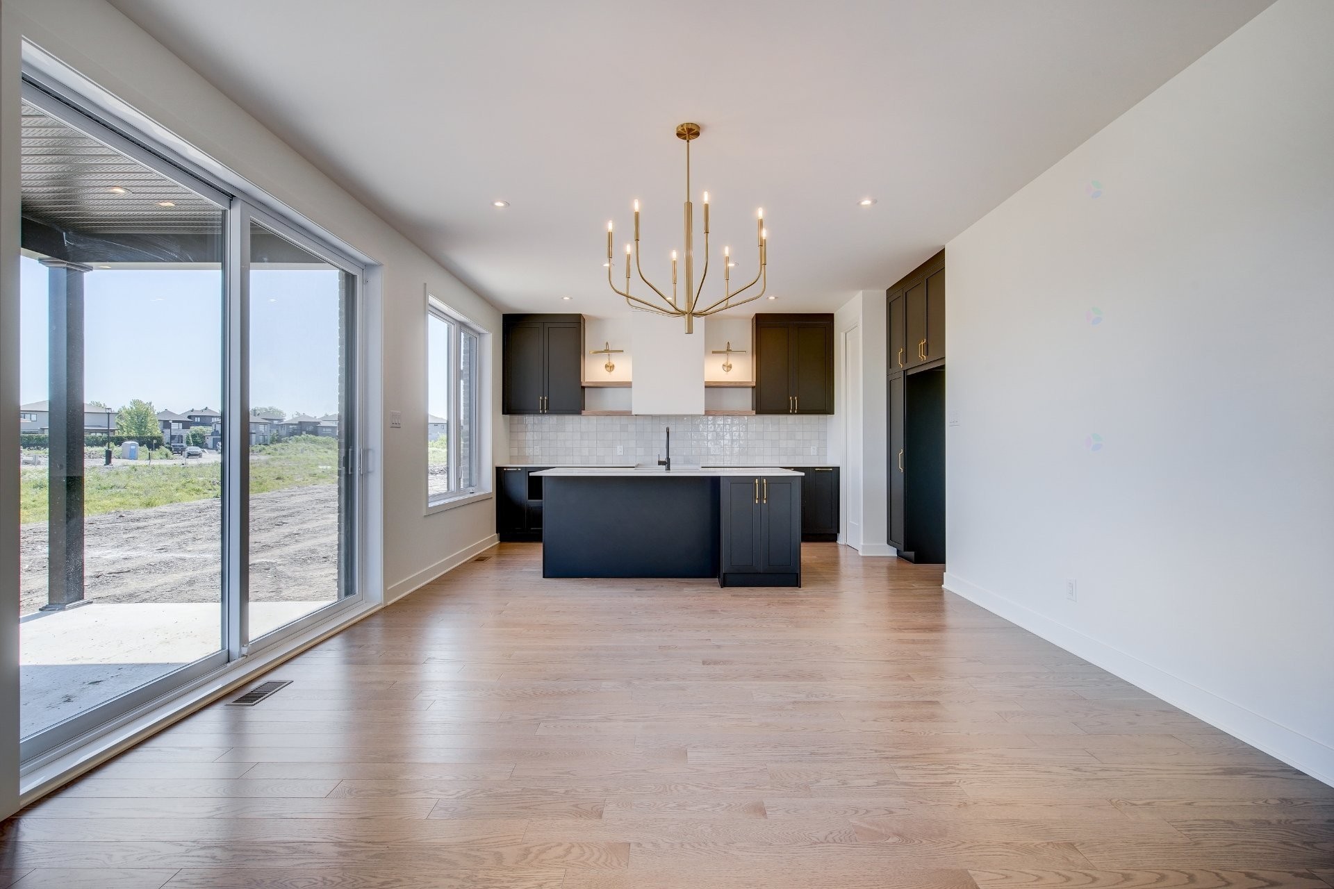 









1105


Rue Jean-Vallerand

,
Boucherville,




QC
J4B0H5

