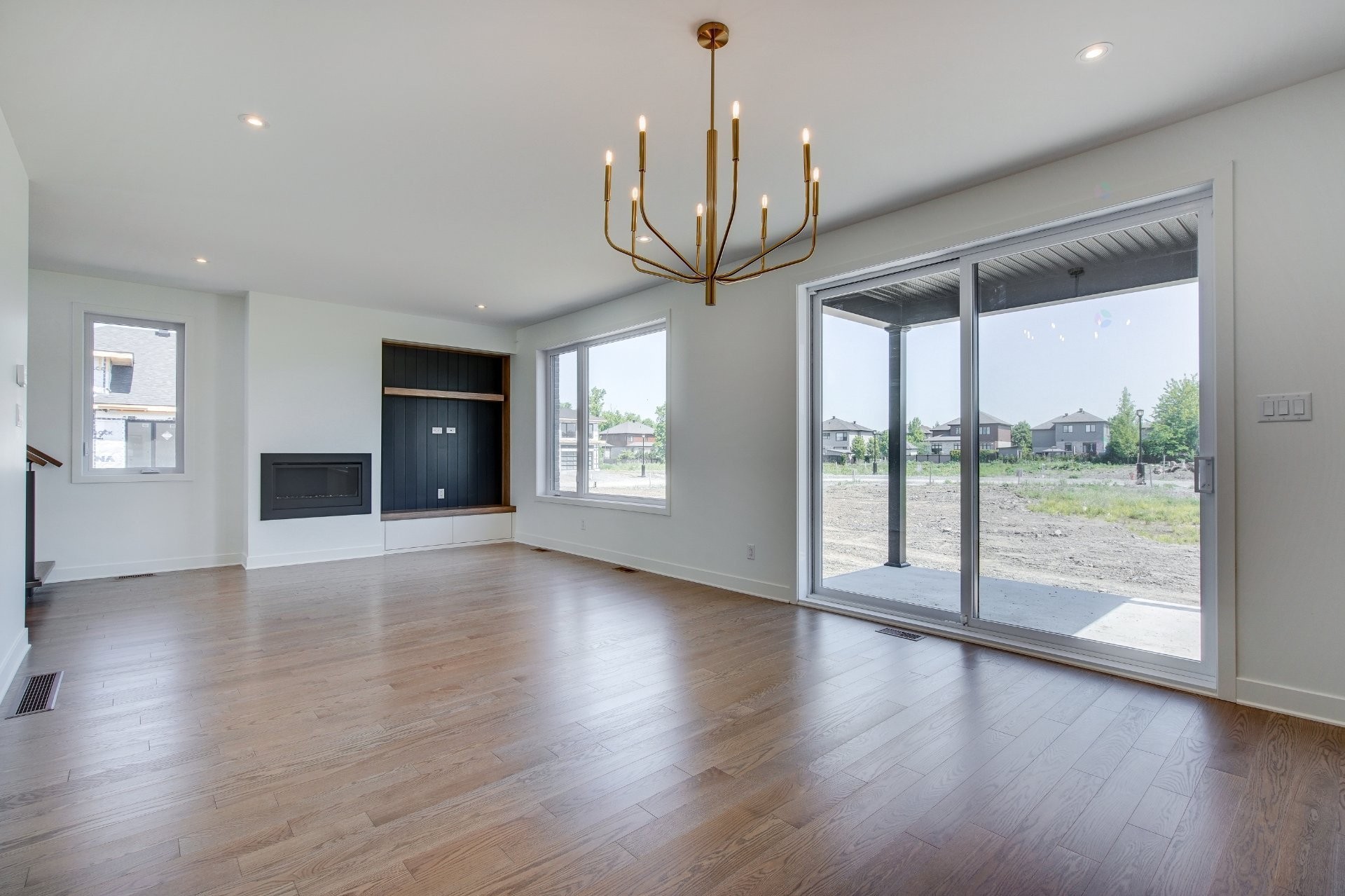









1105


Rue Jean-Vallerand

,
Boucherville,




QC
J4B0H5

