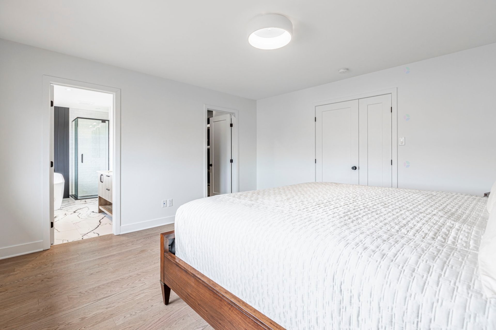 









1105


Rue Jean-Vallerand

,
Boucherville,




QC
J4B0H5

